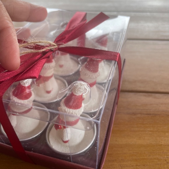 Sleigh Hill snowman candles - Picture 3 of 4